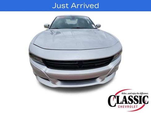 Used 2021 Dodge Charger SXT w/ Leather Interior Group image 3