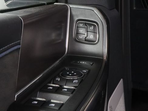 Used 2026 Ford F250 Platinum AWD/4WD image 24
