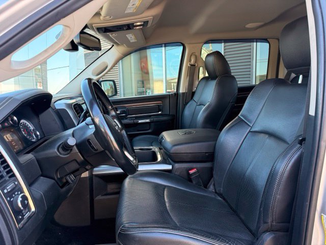Used 2018 RAM 2500 Laramie w/ Sport Appearance Group AWD/4WD image 11