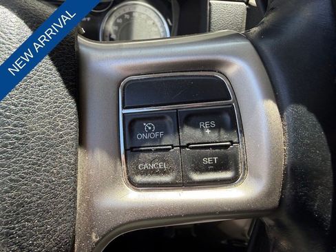 Used 2014 RAM 2500 Laramie w/ Convenience Group AWD/4WD image 13