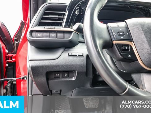 Used 2024 Toyota Crown XLE image 25