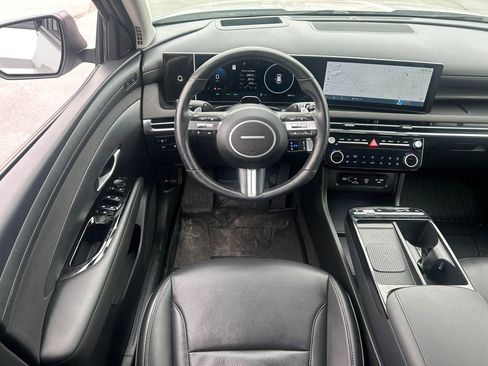 Used 2025 Hyundai Tucson Limited AWD/4WD image 30