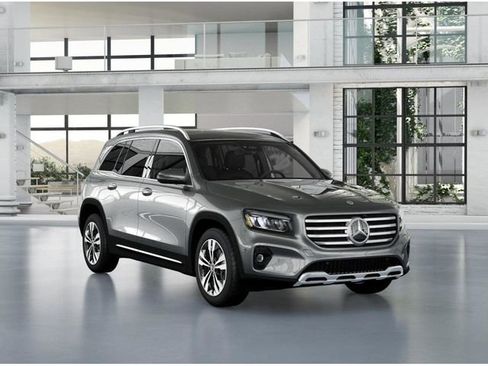 New 2026 Mercedes-Benz GLB 250 4MATIC image 10