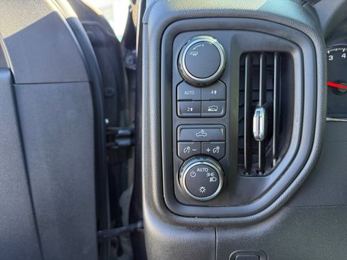 Used 2022 Chevrolet Silverado 1500 Custom image 22