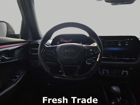 Used 2024 Chevrolet TrailBlazer RS FWD image 12