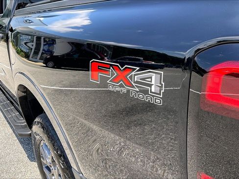 Certified 2024 Ford Ranger XLT w/ Technology Package AWD/4WD image 8