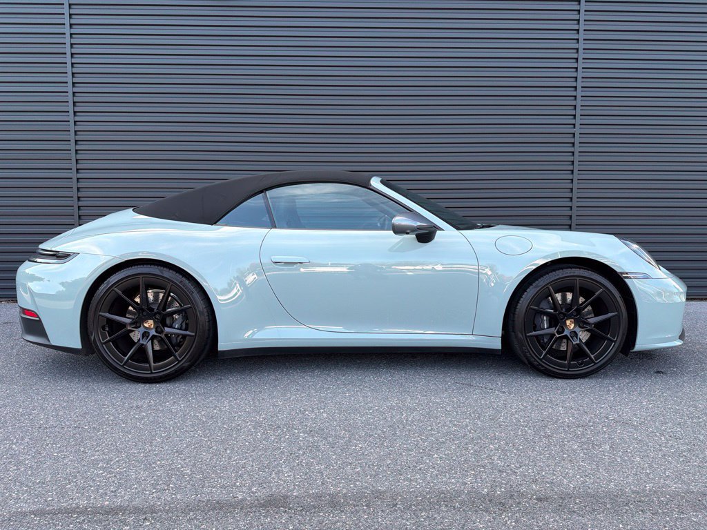 Certified 2025 Porsche 911 Carrera T RWD image 6