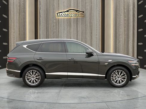 Used 2025 Genesis GV80 2.5T Standard image 8