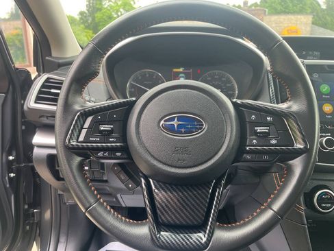 Used 2023 Subaru Crosstrek 2.5i Limited AWD/4WD image 7