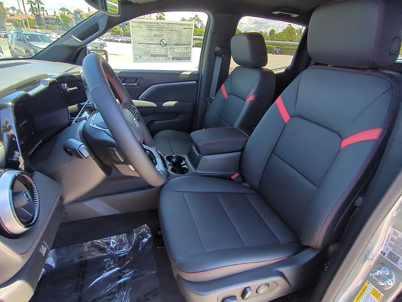 New 2026 Chevrolet Colorado Z71 w/ Midnight Edition AWD/4WD image 23