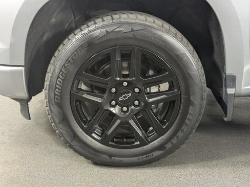 Used 2024 Chevrolet Silverado 1500 RST w/ Convenience Package II AWD/4WD image 10