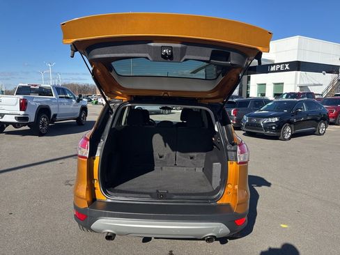 Used 2016 Ford Escape SE image 21