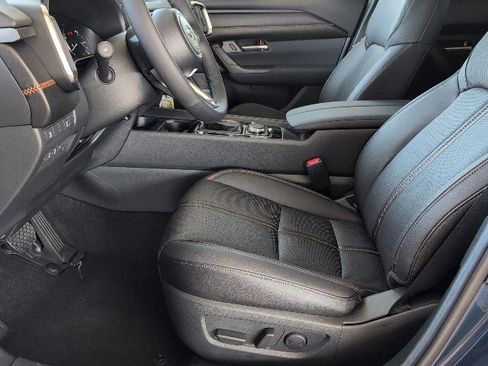 Used 2025 MAZDA CX-50 AWD 2.5 S w/ Weather Package image 18