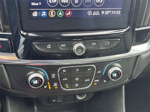 Used 2021 Chevrolet Traverse RS w/ LPO, Cargo Package image 30