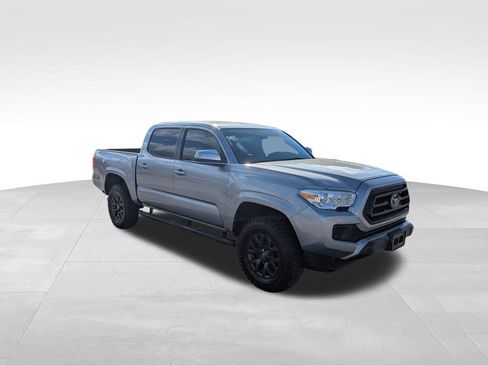 Used 2021 Toyota Tacoma SR image 2