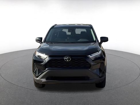 Used 2025 Toyota RAV4 LE image 4