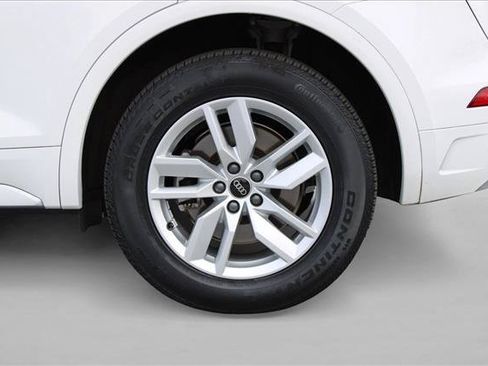 Used 2023 Audi Q5 2.0T Premium w/ Convenience Package AWD/4WD image 16