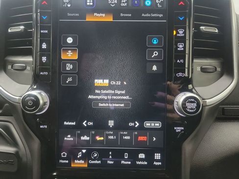 Used 2022 RAM 3500 Laramie image 24