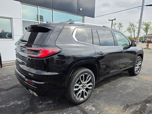 New 2026 GMC Acadia Denali Ultimate w/ LPO, Floor Liner Package AWD/4WD image 4