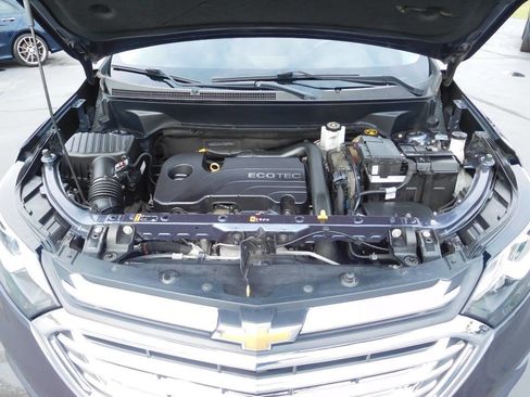 Used 2018 Chevrolet Equinox LT w/ Sun & Infotainment Package image 9