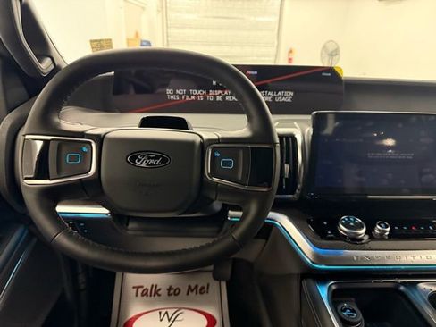 New 2026 Ford Expedition Platinum w/ Stealth Appearance Package image 19