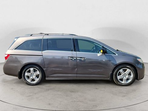 Used 2013 Honda Odyssey Touring image 4