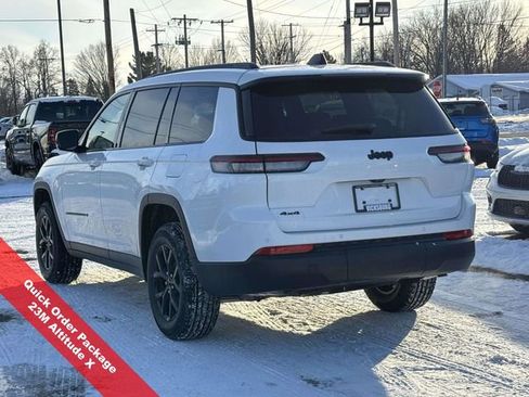 New 2025 Jeep Grand Cherokee L Altitude image 13