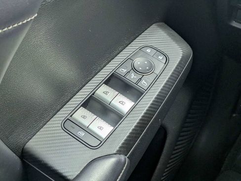 Used 2024 Mitsubishi Outlander SE FWD image 23