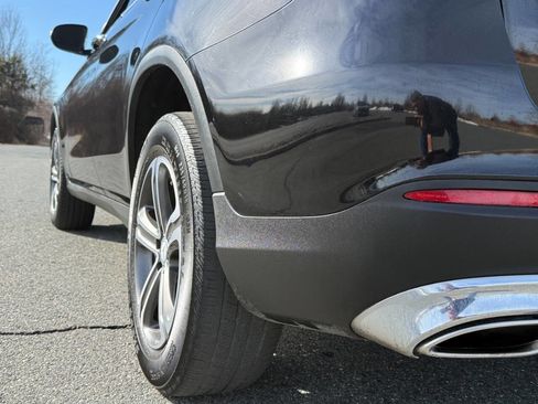 Used 2016 Mercedes-Benz GLC 300 w/ Premium Package image 12