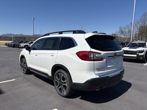 New 2026 Subaru Ascent Limited AWD/4WD image 6
