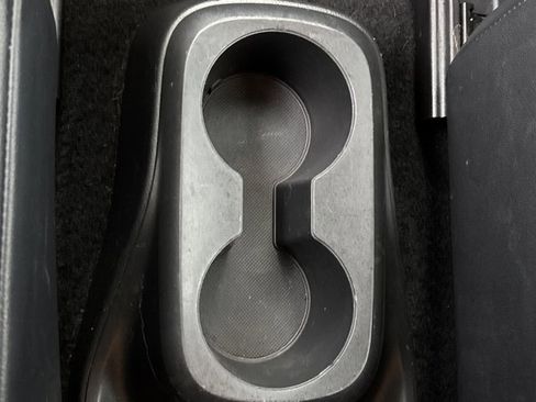 Used 2021 Toyota Highlander XLE image 21