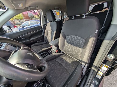 Used 2024 Mitsubishi Outlander Sport AWD image 16