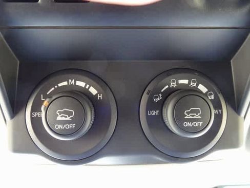 Used 2024 Toyota 4Runner TRD Off-Road Premium image 41