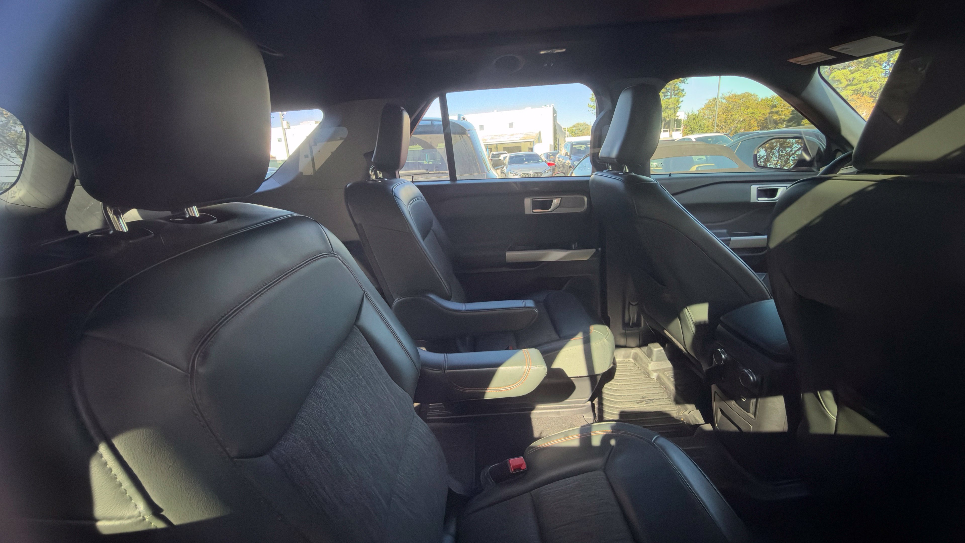 Used 2023 Ford Explorer Timberline w/ Timberline Technology Package AWD/4WD image 9