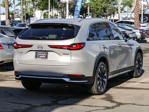New 2026 MAZDA CX-90 Plug-In Hybrid w/ Premium Plus image 4