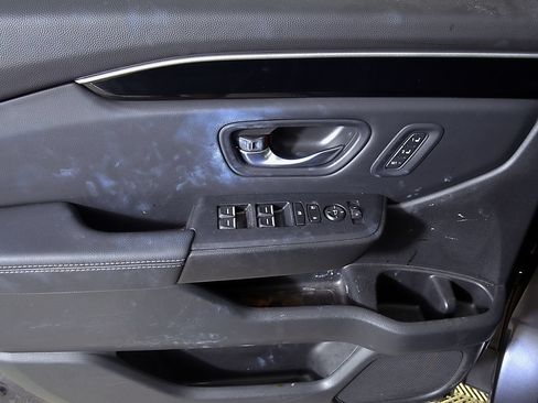 Used 2024 Honda Pilot EX-L image 16