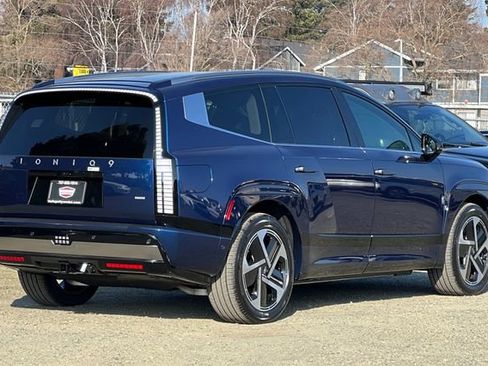 New 2026 Hyundai Ioniq 9 Calligraphy image 6