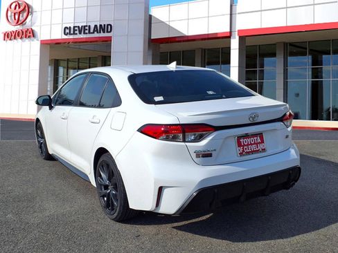 Used 2024 Toyota Corolla SE image 5