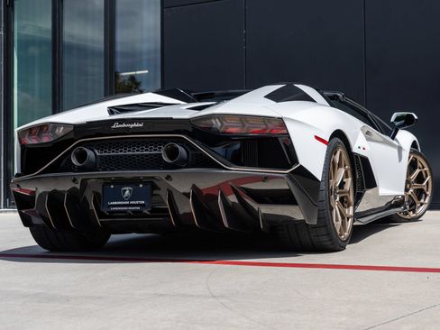 Used 2022 Lamborghini Aventador LP 780-4 Ultimae AWD/4WD image 11