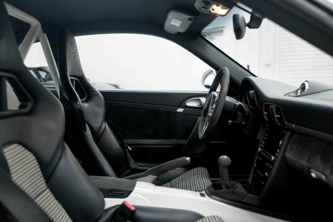 Used 2010 Porsche 911 GT3 RWD image 79