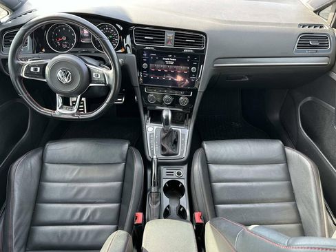 Used 2018 Volkswagen Golf 4-Door image 13