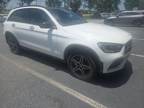 Used 2020 Mercedes-Benz GLC 300 image 3