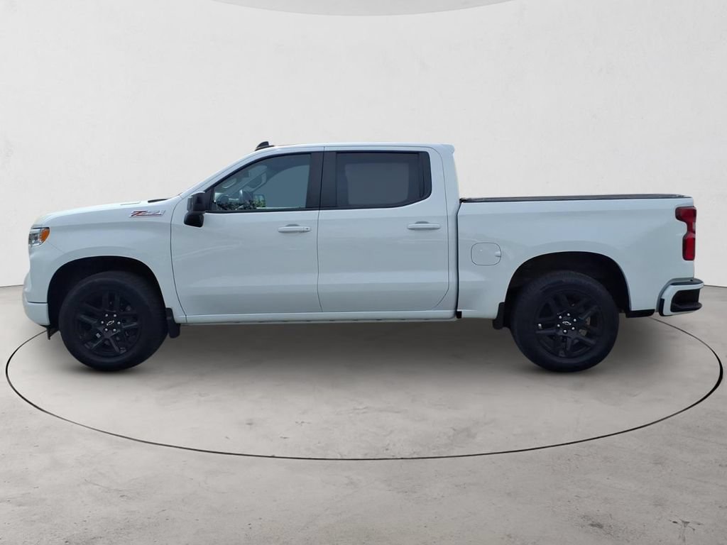Used 2024 Chevrolet Silverado 1500 RST AWD/4WD image 8