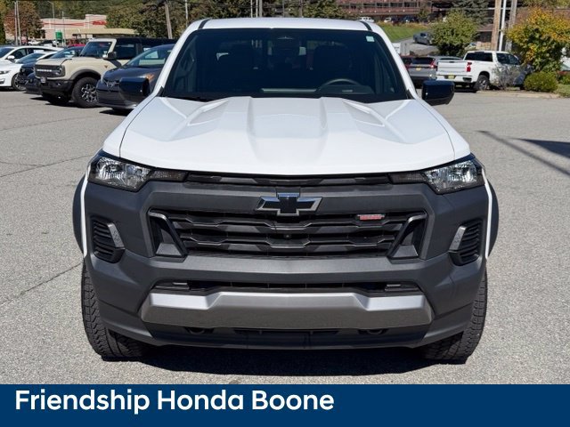 Used 2026 Chevrolet Colorado Trail Boss AWD/4WD image 2
