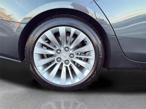 Used 2018 Cadillac CTS Premium Luxury image 46