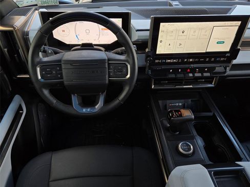 Used 2025 GMC Hummer EV 3X w/ LPO, Dark Essentials Package AWD/4WD image 12