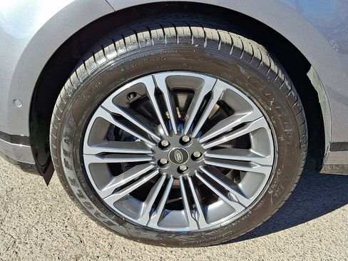 Used 2026 Land Rover Range Rover Evoque Dynamic SE image 10