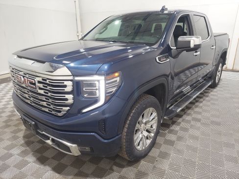Used 2022 GMC Sierra 1500 Denali AWD/4WD image 1