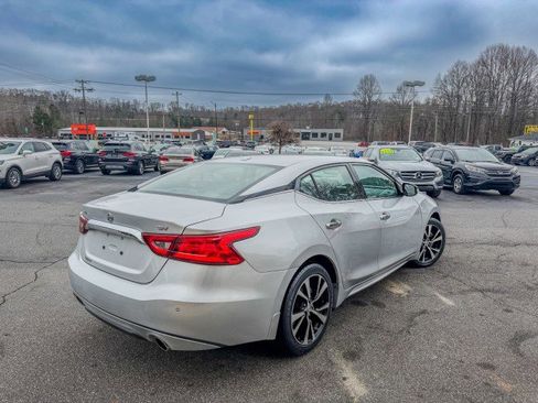 Used 2018 Nissan Maxima 3.5 SV image 4