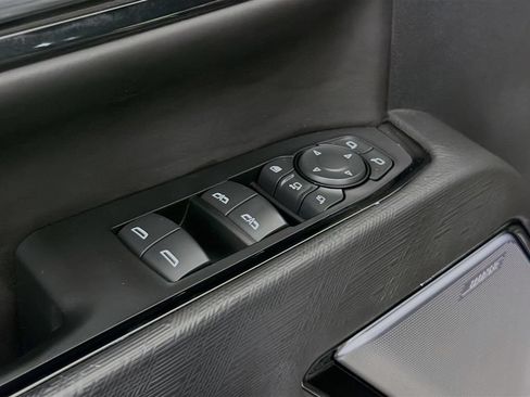 Used 2024 GMC Sierra 2500 AT4X AWD/4WD image 23